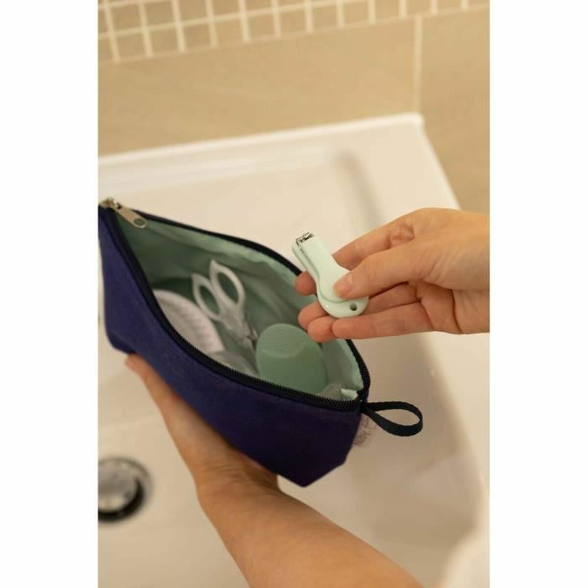 V3H6CBB79C35FA58F792009E59263B2A636R6104386P3