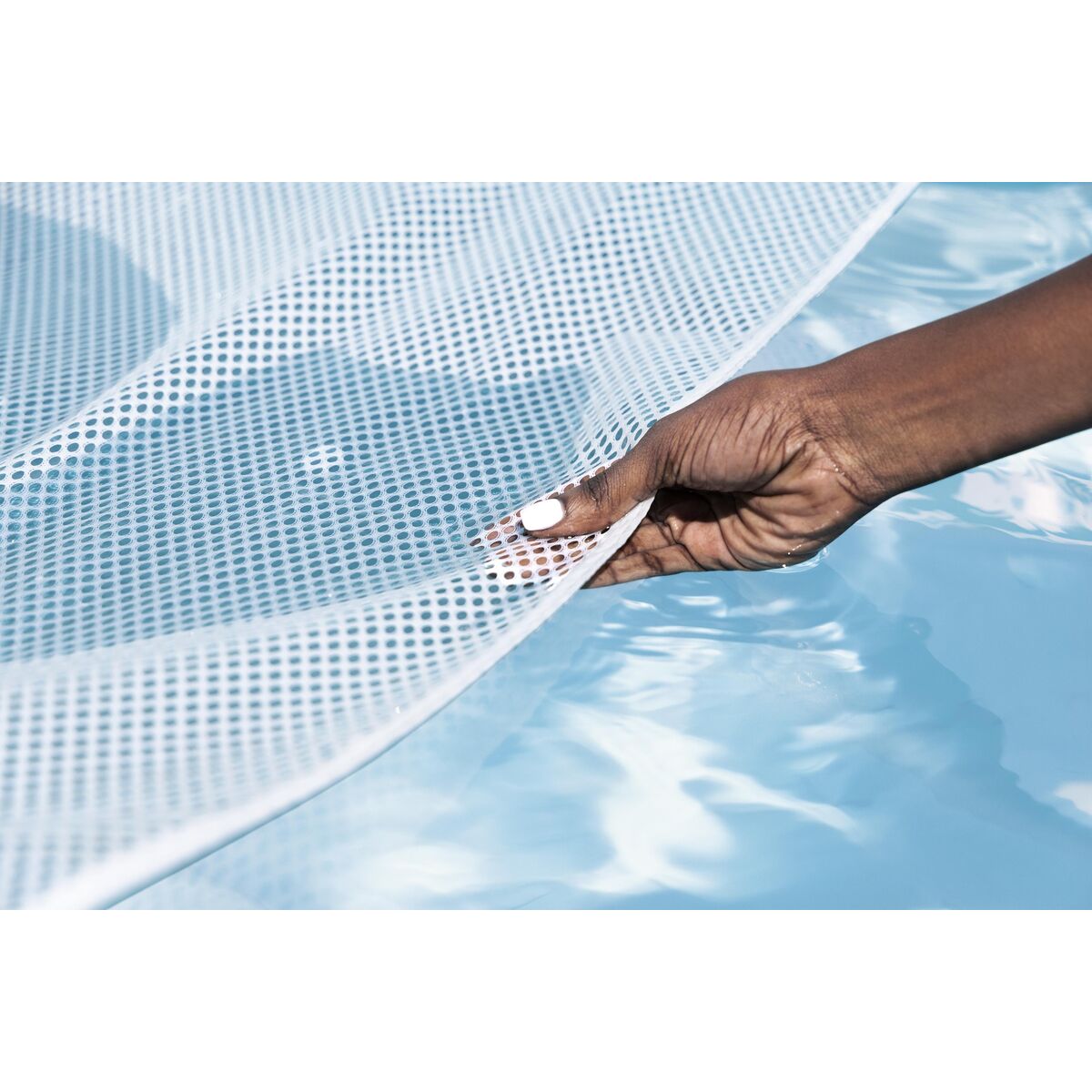 V2HFC586DF31954DADD8C4562E2285F087CR7715224P7