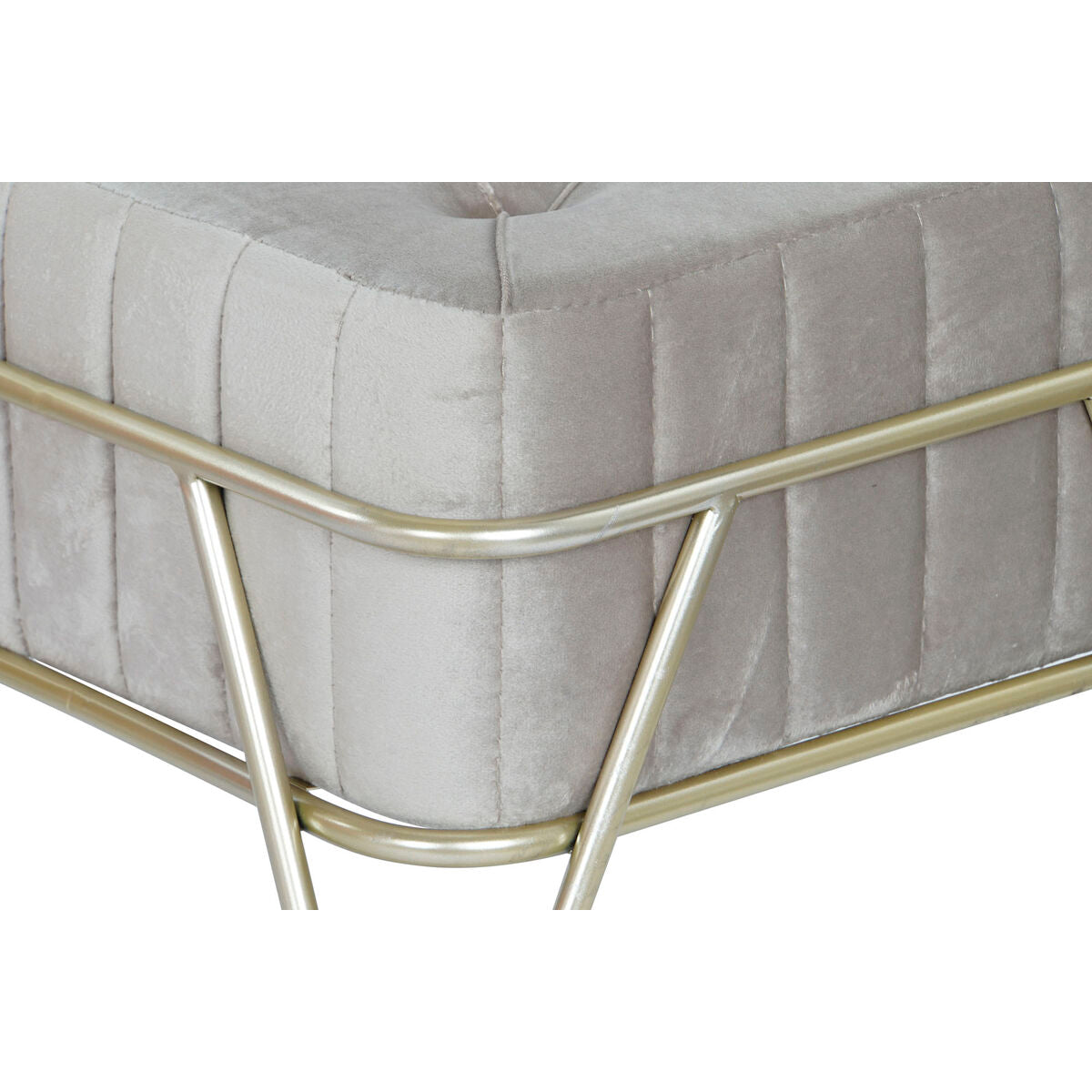 V8H70E7E348261AACC5B84FD117E1403F91R6376864P3