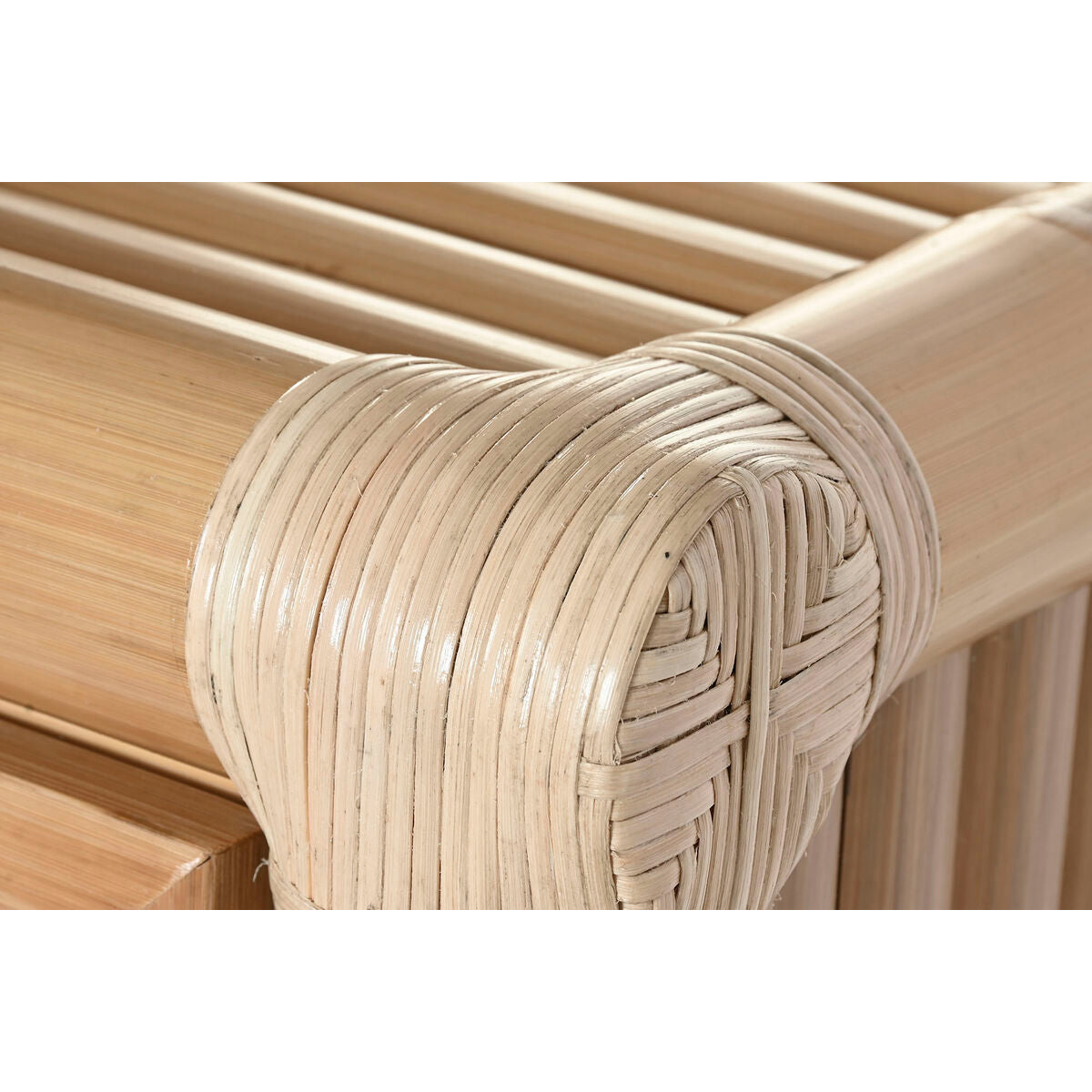 V4H17C7AECDE6B92ADFB43B98905186EAEDR7145174P6