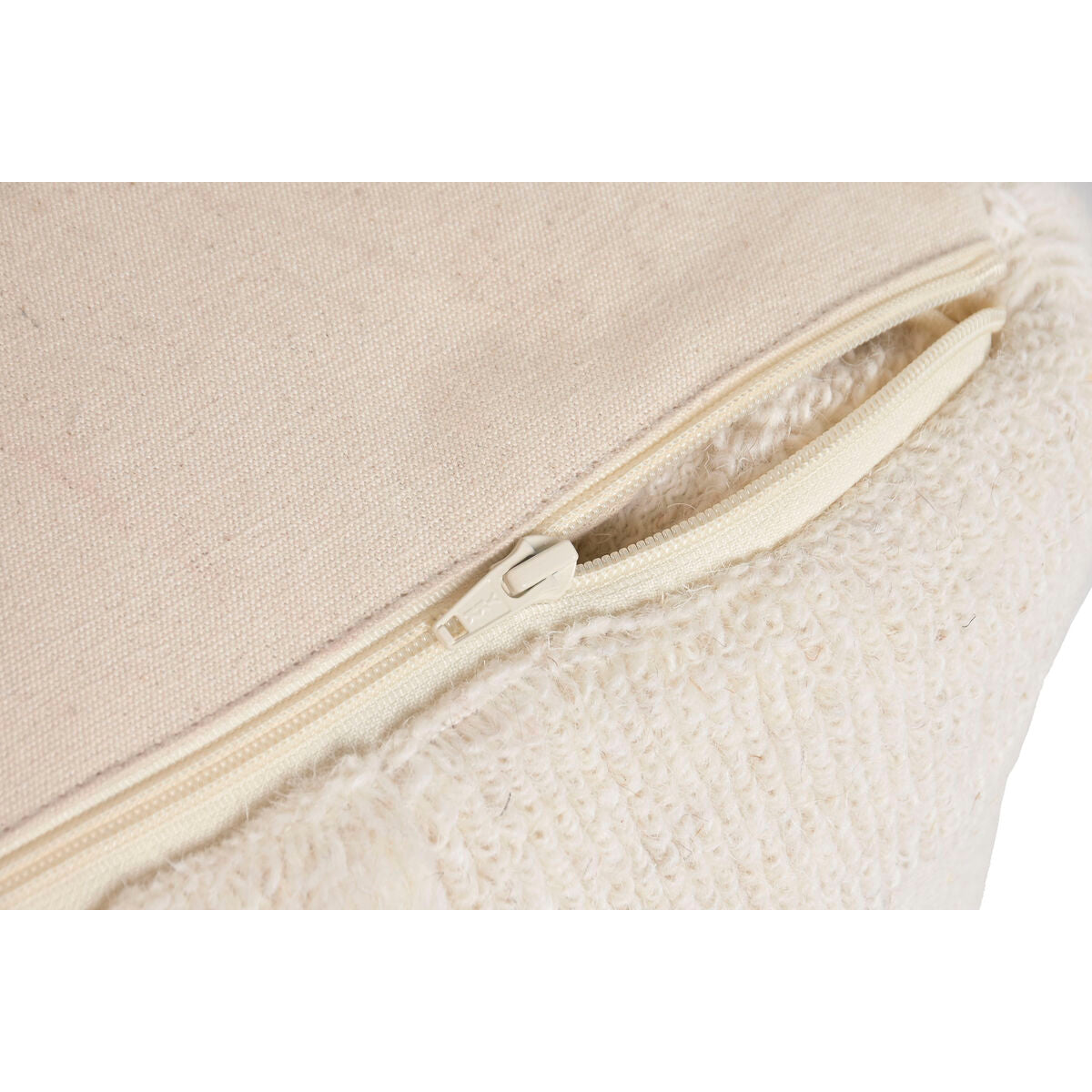 V2HC7C4A5FA3E6963D65B470AB52175642CR7598242P5