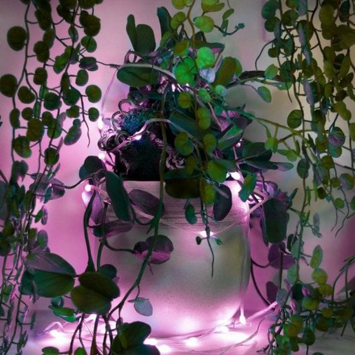 V3H76DBF0717FAF74EEC3079BD4A432D926R7572518P8