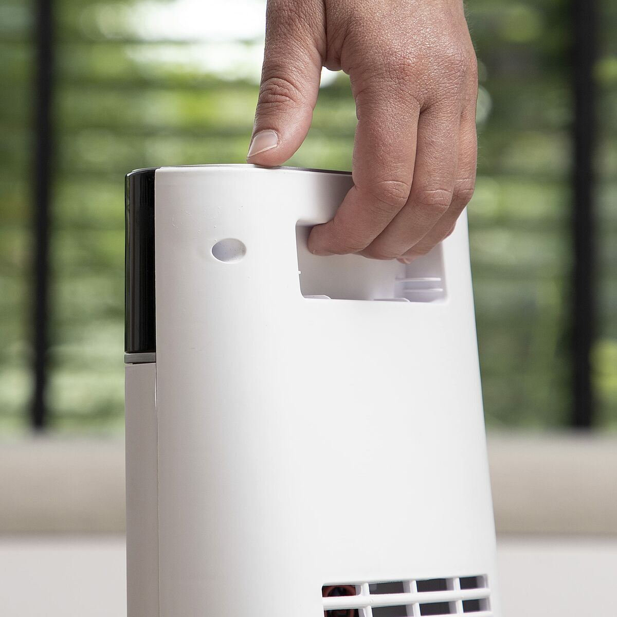 V2HBE1D8CF7C7A99B74507B96AEFB4E35CAR7524403P10