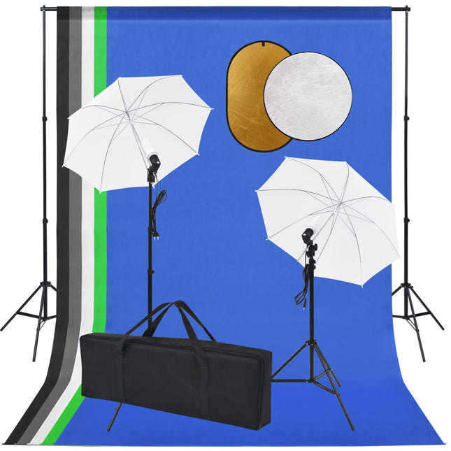 fotostudieudstyr med lamper, paraplyer, baggrund og reflektor