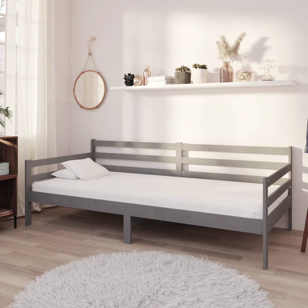 daybed med madras 90x200 cm massivt fyrretræ grå billede