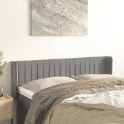 sengegavl med kanter 147x16x78/88 cm fløjl lysegrå