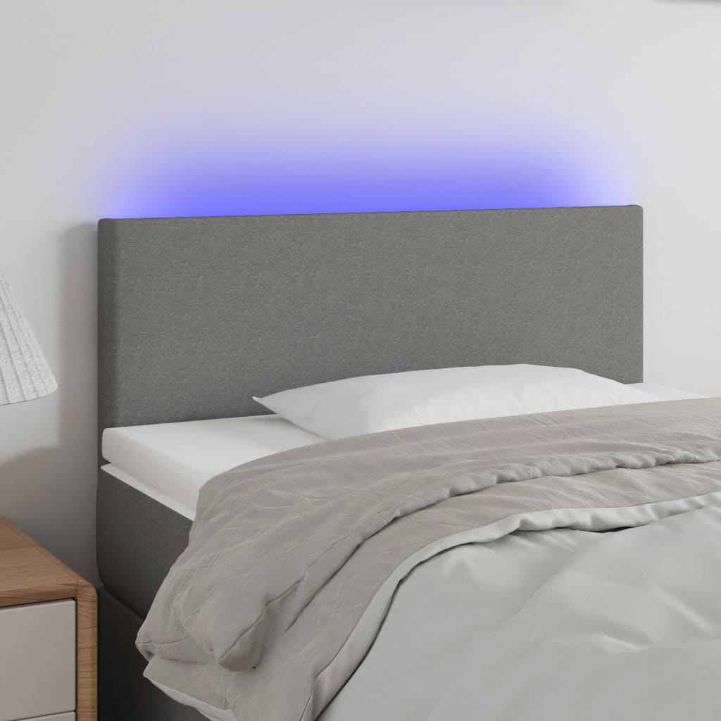 sengegavl med LED-lys 90x5x78/88 cm stof mørkegrå