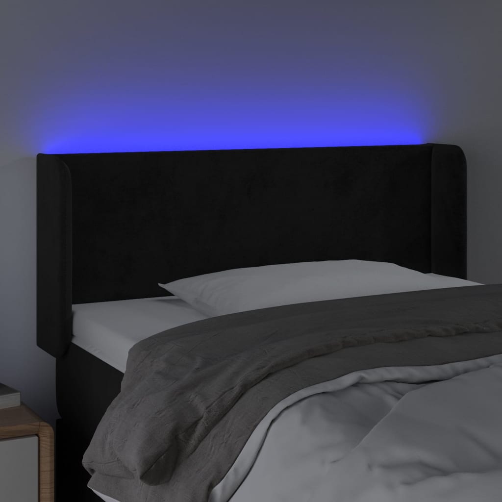 sengegavl med LED-lys 93x16x78/88 cm fløjl sort