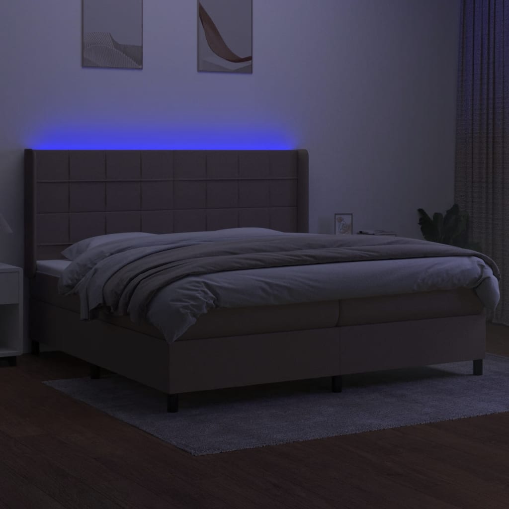 kontinentalseng med LED-lys 200x200 cm stof gråbrun