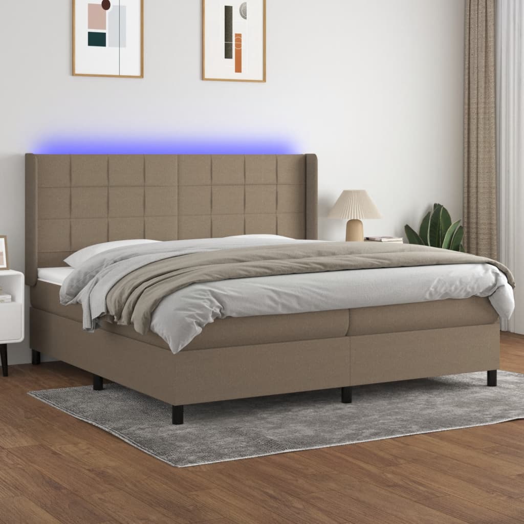 kontinentalseng med LED-lys 200x200 cm stof gråbrun