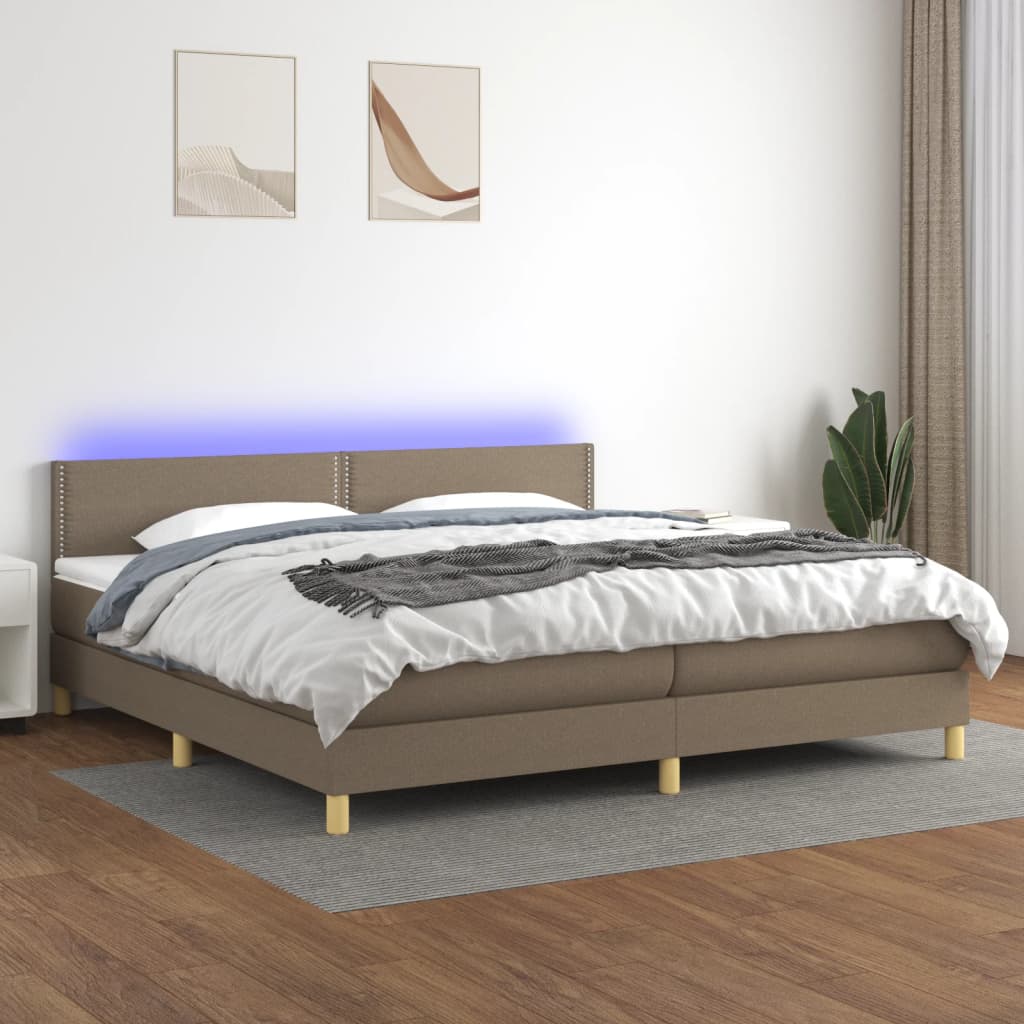 kontinentalseng med LED-lys 200x200 cm stof gråbrun