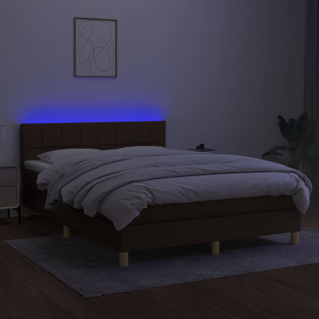 kontinentalseng med LED-lys 140x190 cm stof mørkebrun