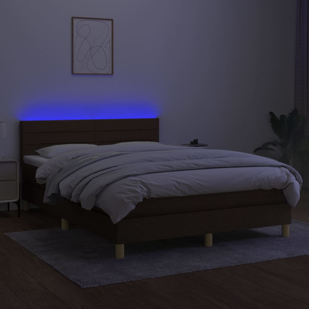 kontinentalseng med LED-lys 140x200 cm stof mørkebrun