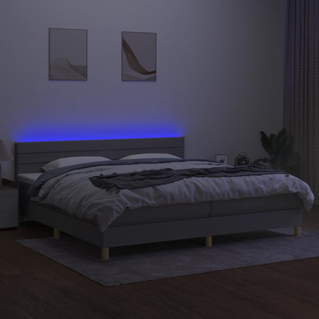 kontinentalseng med LED-lys 200x200 cm stof lysegrå