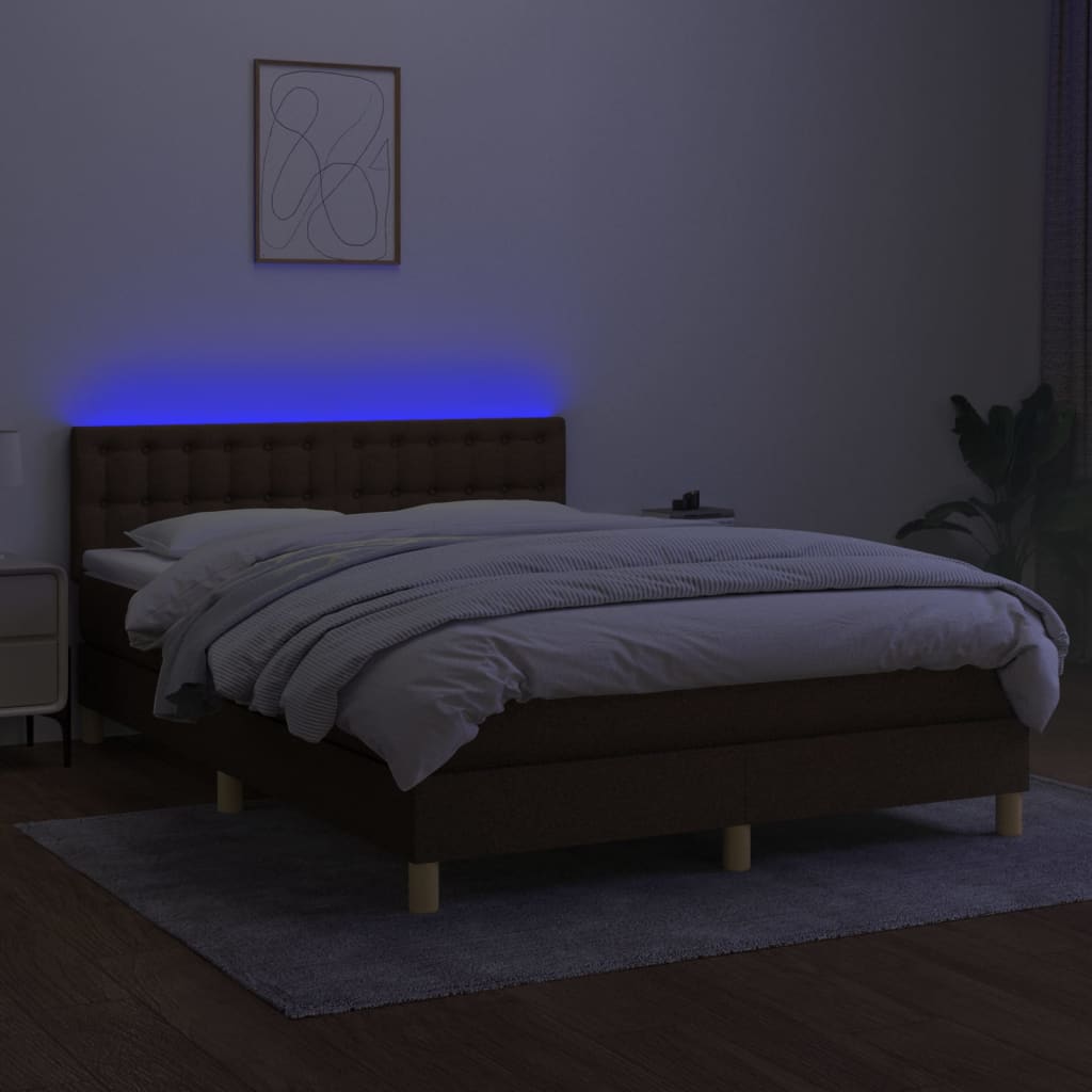 kontinentalseng med LED-lys 140x190 cm stof mørkebrun