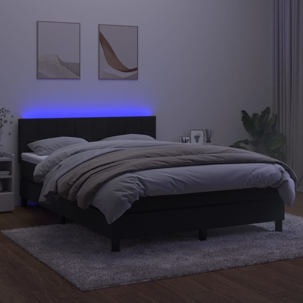 kontinentalseng med madras og LED-lys 140x200 cm fløjl sort