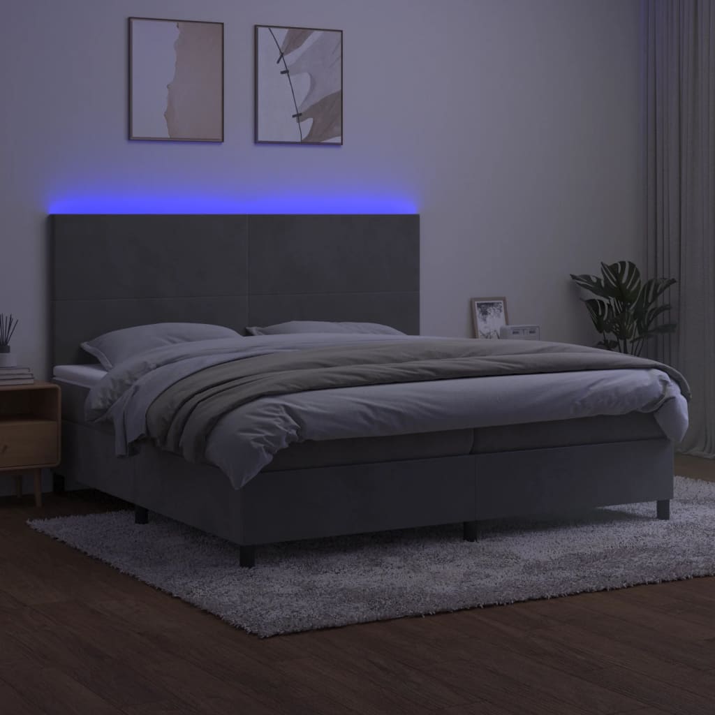 kontinentalseng med LED-lys 200x200 cm fløjl lysegrå