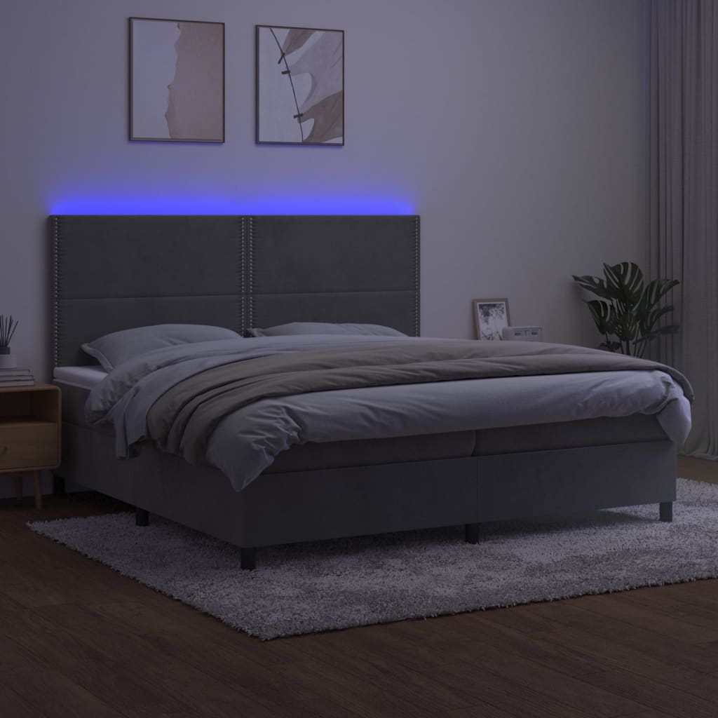 kontinentalseng med LED-lys 200x200 cm fløjl lysegrå