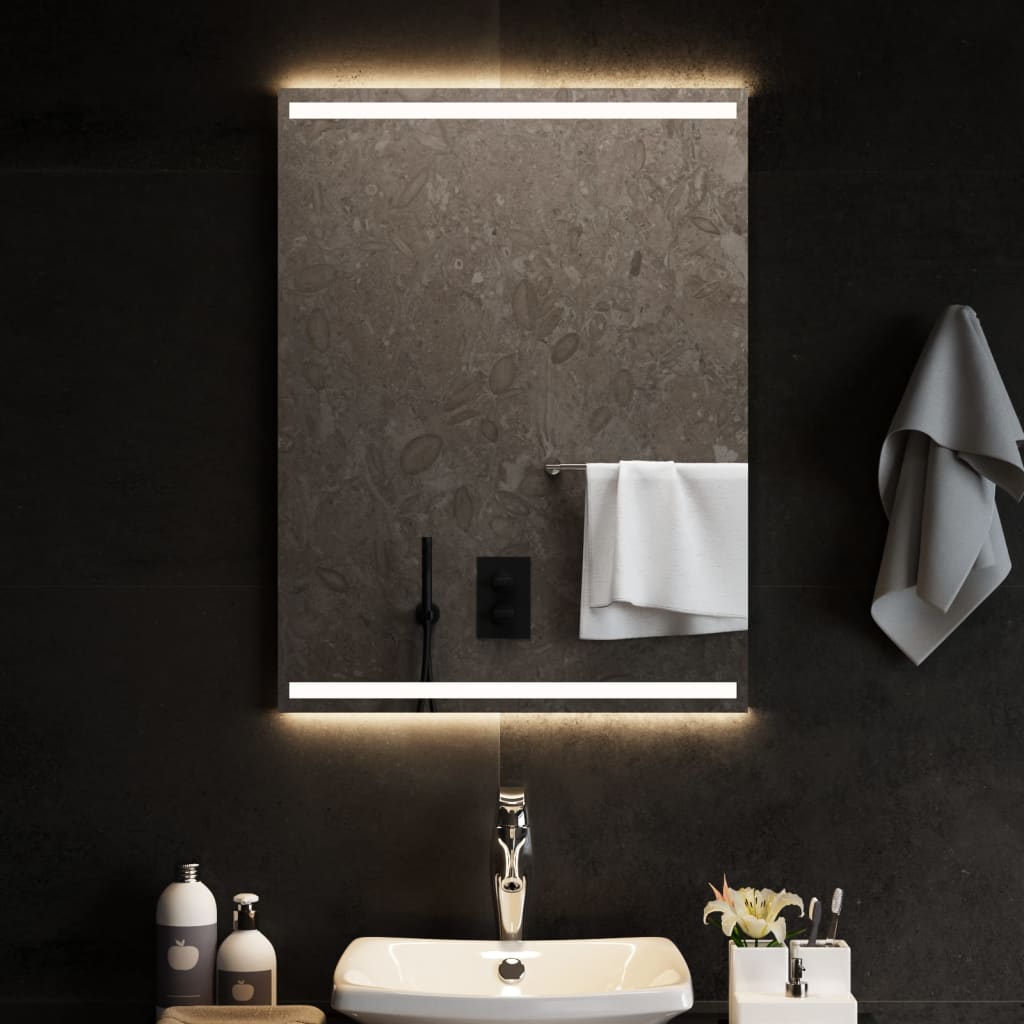 Badeværelsesspejl med LED-lys 60×80 cm - væghængt