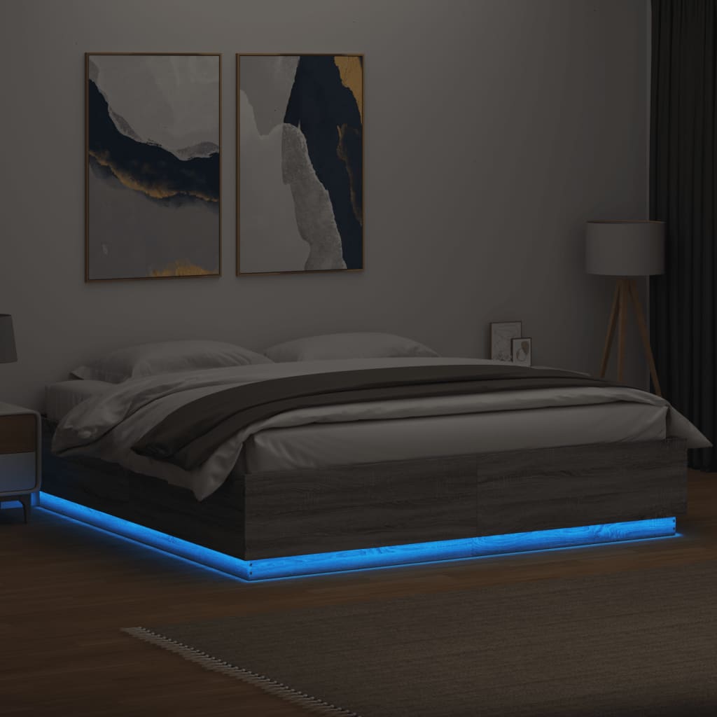 sengeramme med LED-lys 200x200 cm konstrueret træ grå sonoma-eg