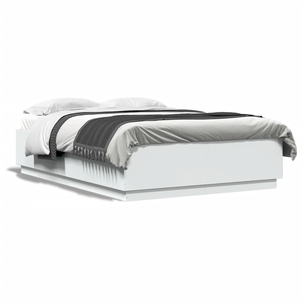 sengeramme med LED-lys 150x200 cm konstrueret træ hvid