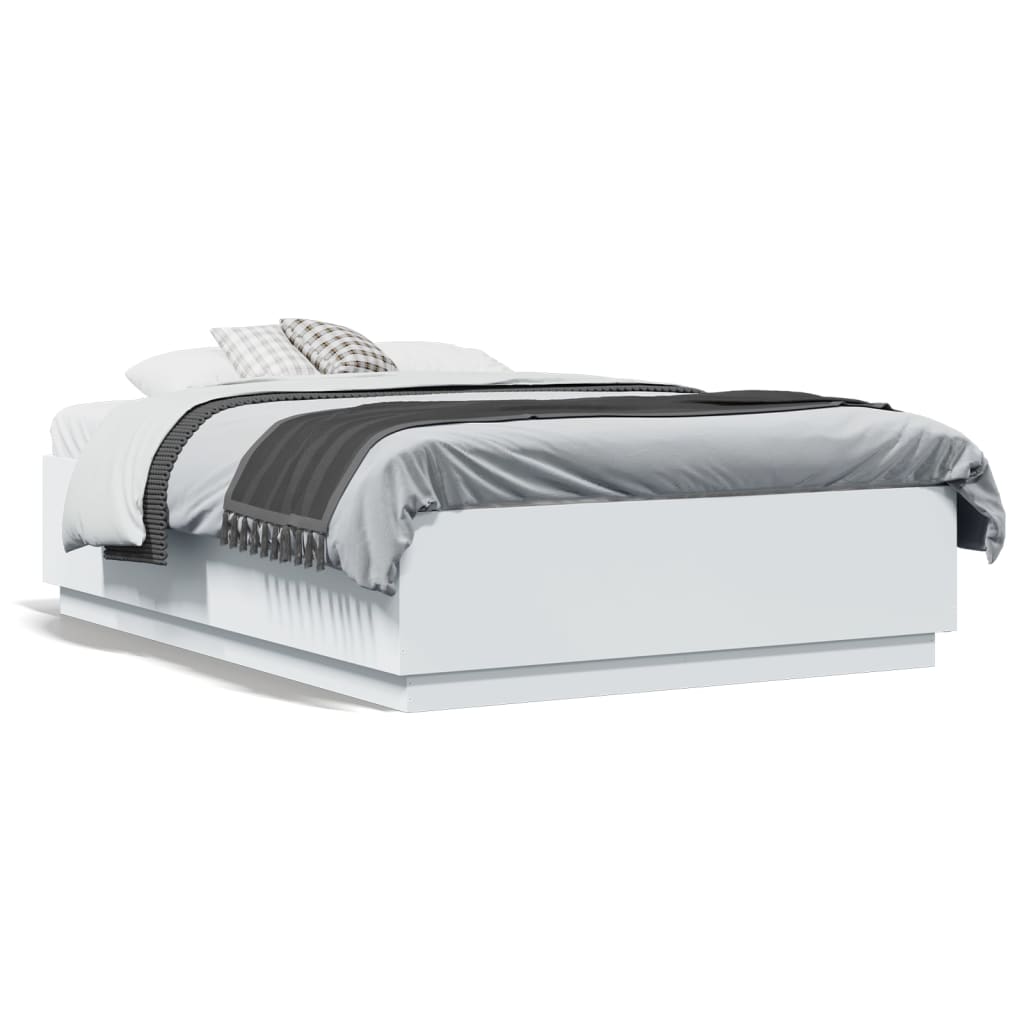 sengeramme med LED-lys 135x190 cm konstrueret træ hvid højglans