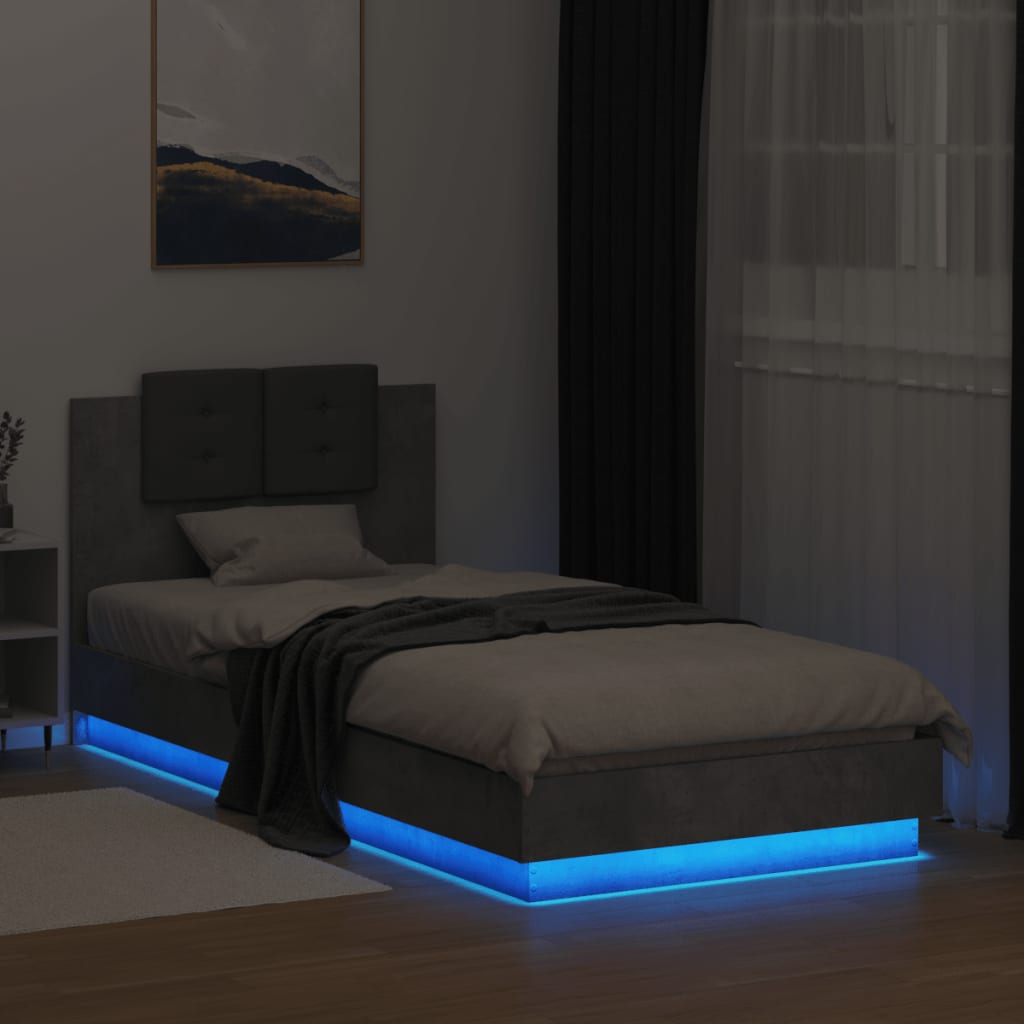 sengeramme med sengegavl og LED-lys 100x200 cm betongrå