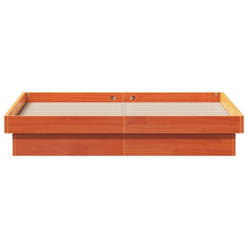 sengeramme med LED-lys 135x190 cm massivt fyrretræ brun