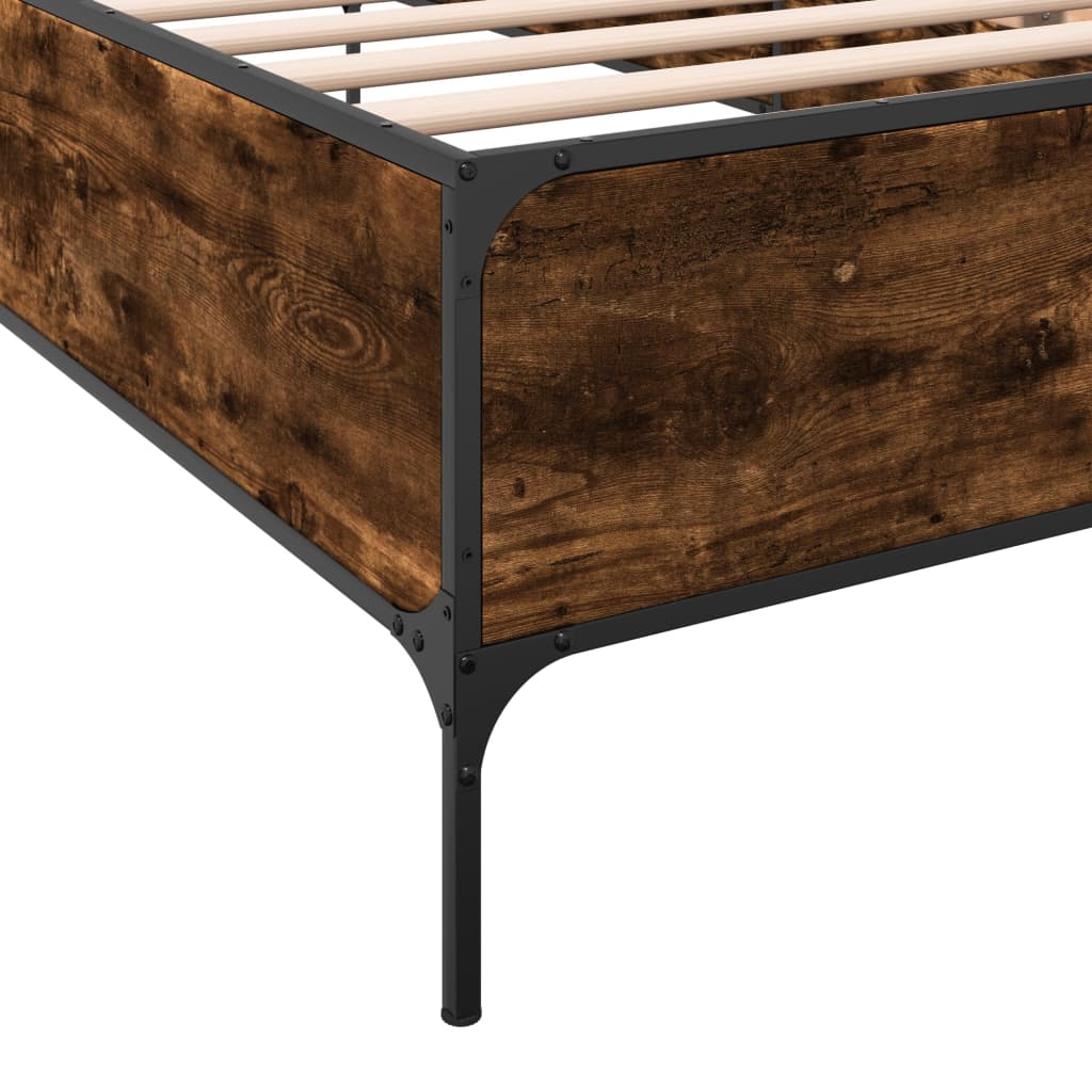 sengeramme 90x190 cm konstrueret træ og metal røget eg