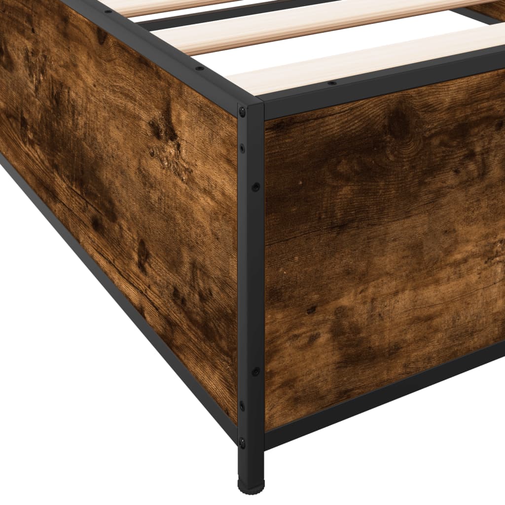 sengeramme 75x190 cm konstrueret træ og metal røget eg