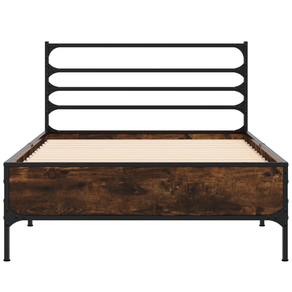 sengeramme 90x190 cm konstrueret træ og metal røget eg