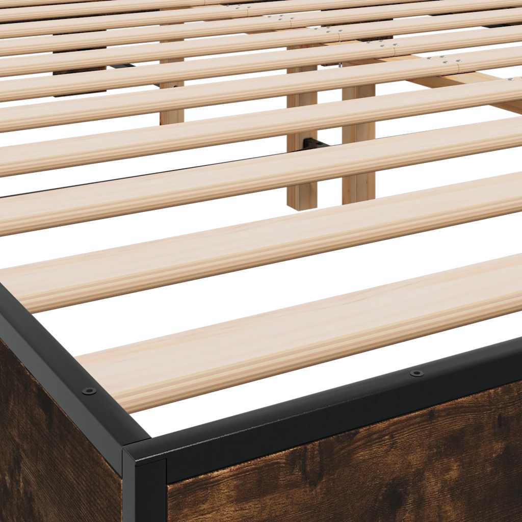 sengestel 150x200cm konstrueret træ og metal røget egetræsfarve