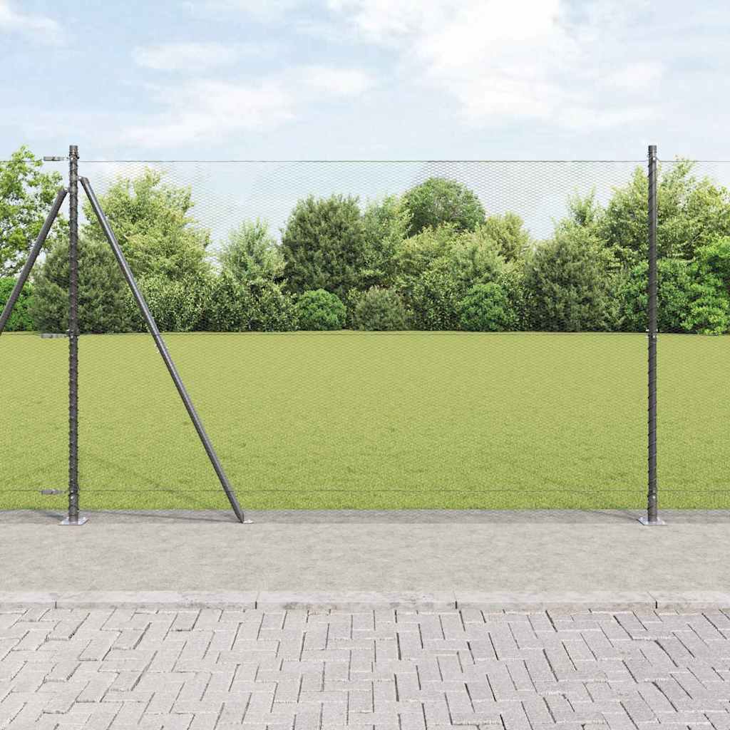 Svejset Trådhegn med Betonsokkel 25 x 1,5 m (B x H)