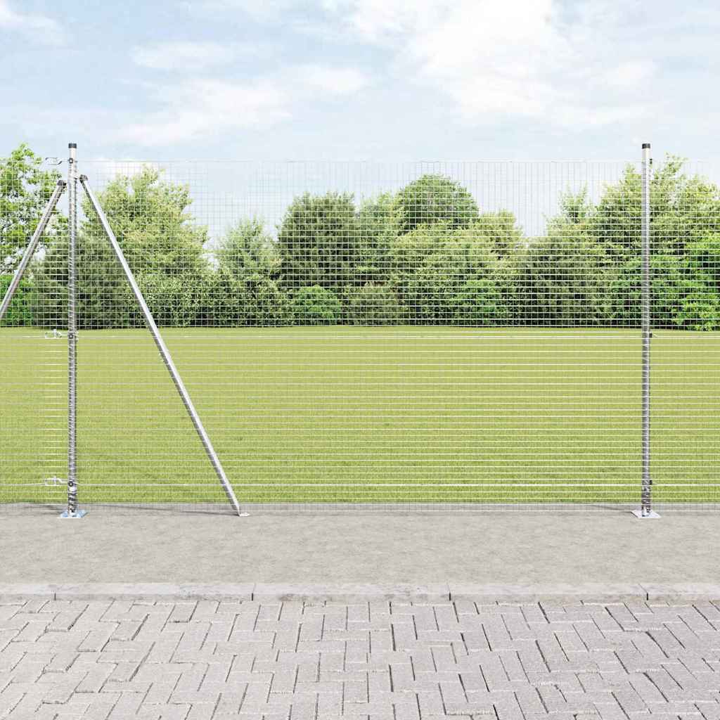 Svejset Trådhegn med Betonsokkel 10 x 1,5 m (B x H)