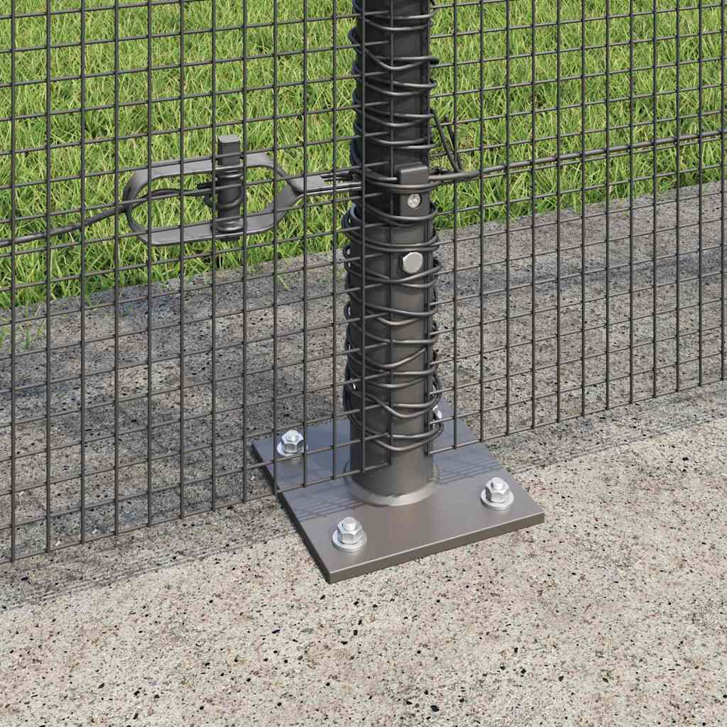 Svejset Trådhegn med Betonsokkel 25 x 1,5 m (B x H)