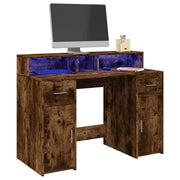 skrivebord med LED-lys 120x55x91 cm konstrueret træ røget eg