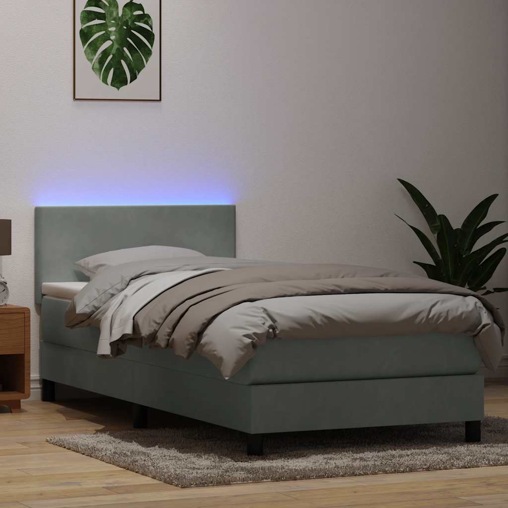 kontinentalseng med madras og LED-lys lysegrå 80x210 cm fløjl