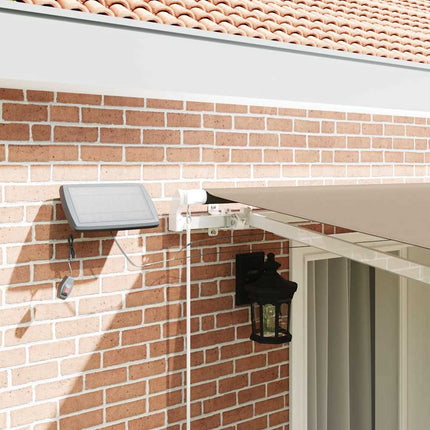 Utrækkelig markise med solcelle LED