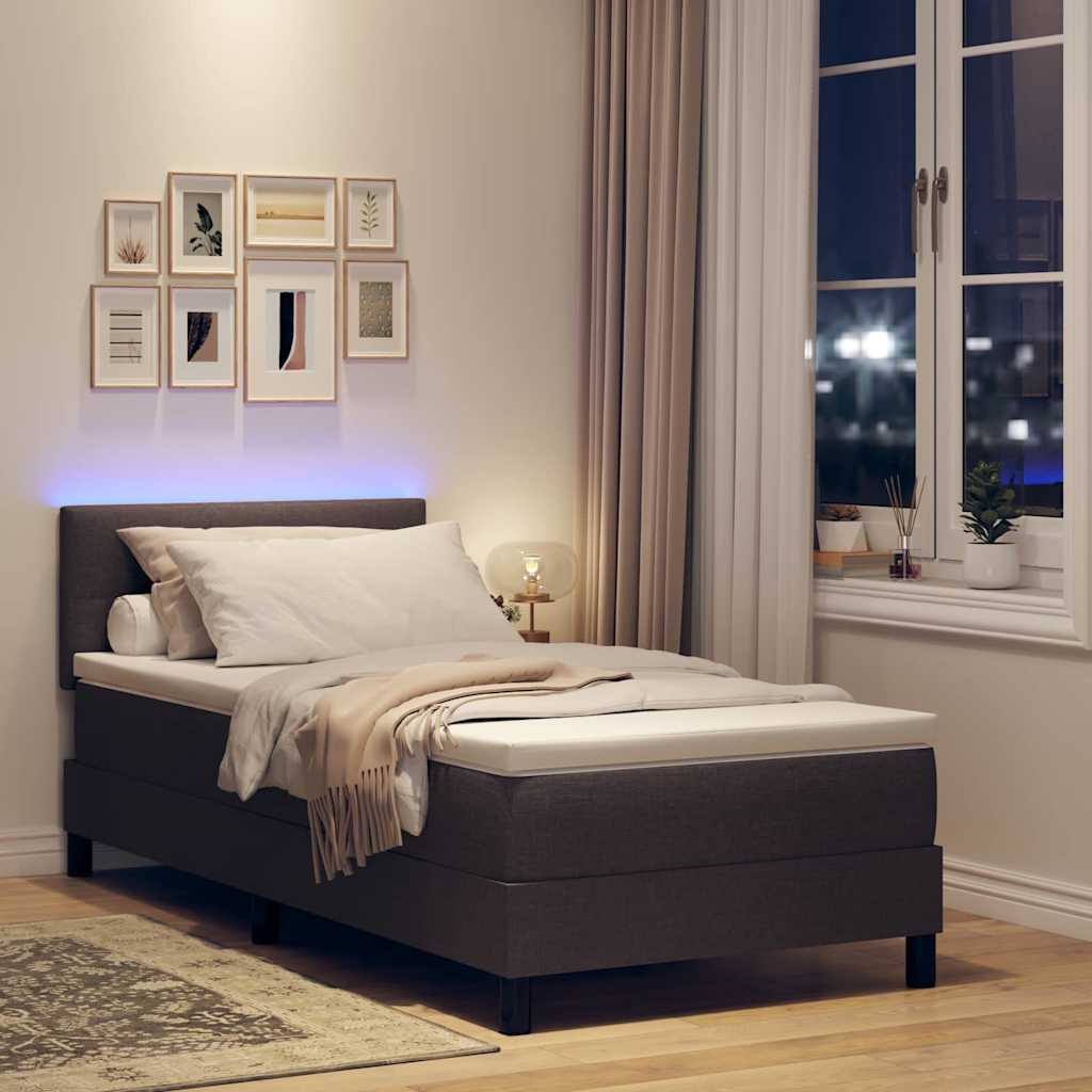 Box spring seng med madras med LED Mørk Brun 90 x 190 cm Stof