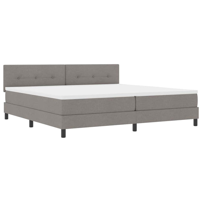 Box spring seng med LED-lysstrimler Gråbrun 200 x 200 cm Stof