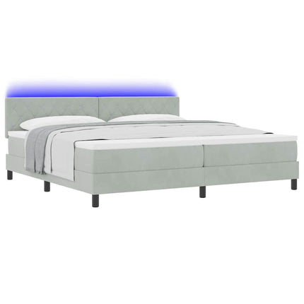 LED Box Spring Bed med madras Lysegrå 200 x 200 cm Fløjl