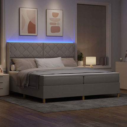 Box spring seng med LED-lysstrimler Gråbrun 200 x 200 cm Stof
