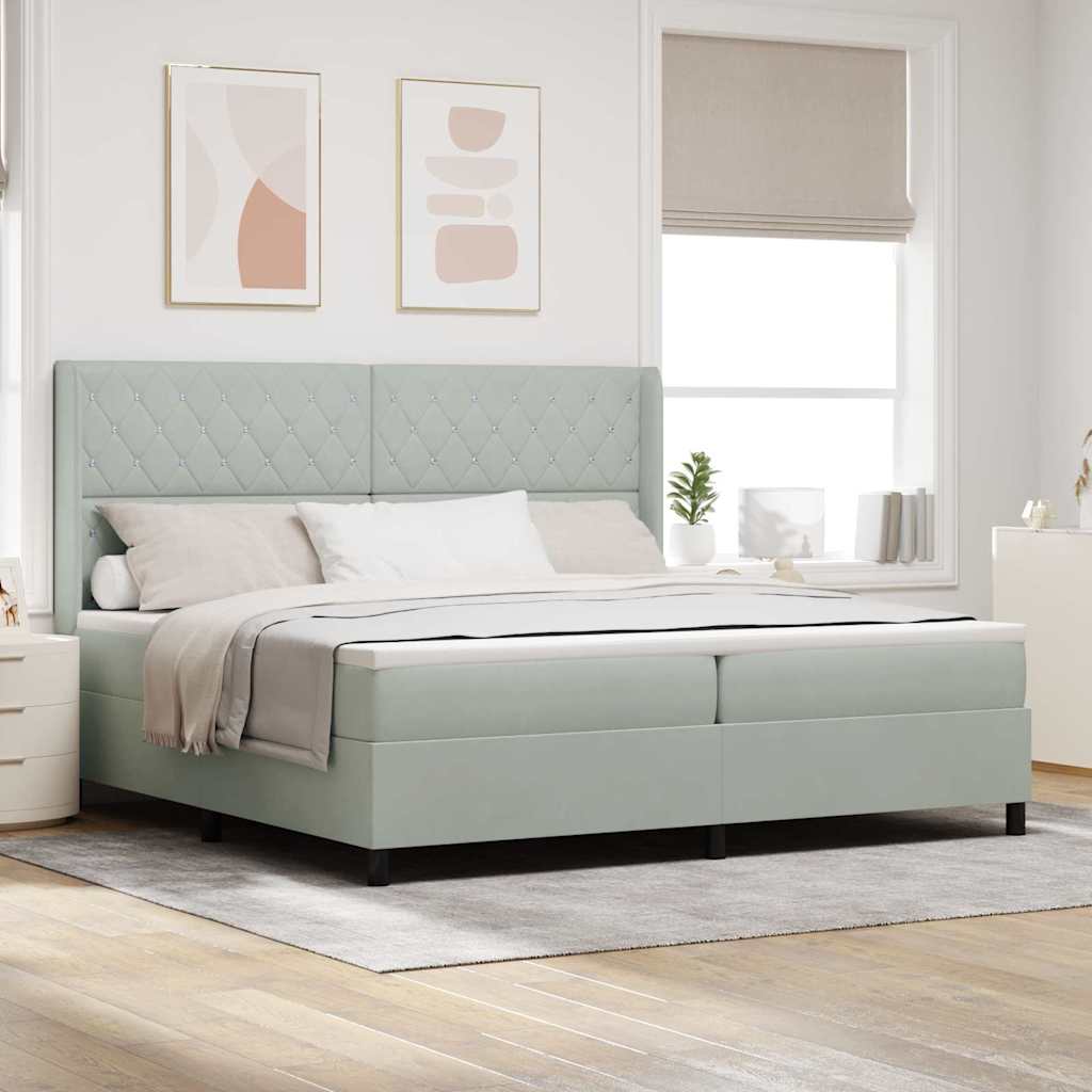 Box spring seng med madras med LED Lysegr 200 x 200 cm Fljl