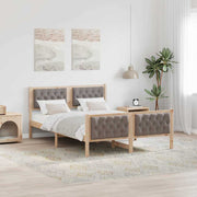 Sengestel med hovedgærde Gråbrun 140 x 200 cm Massiv fyrretræ