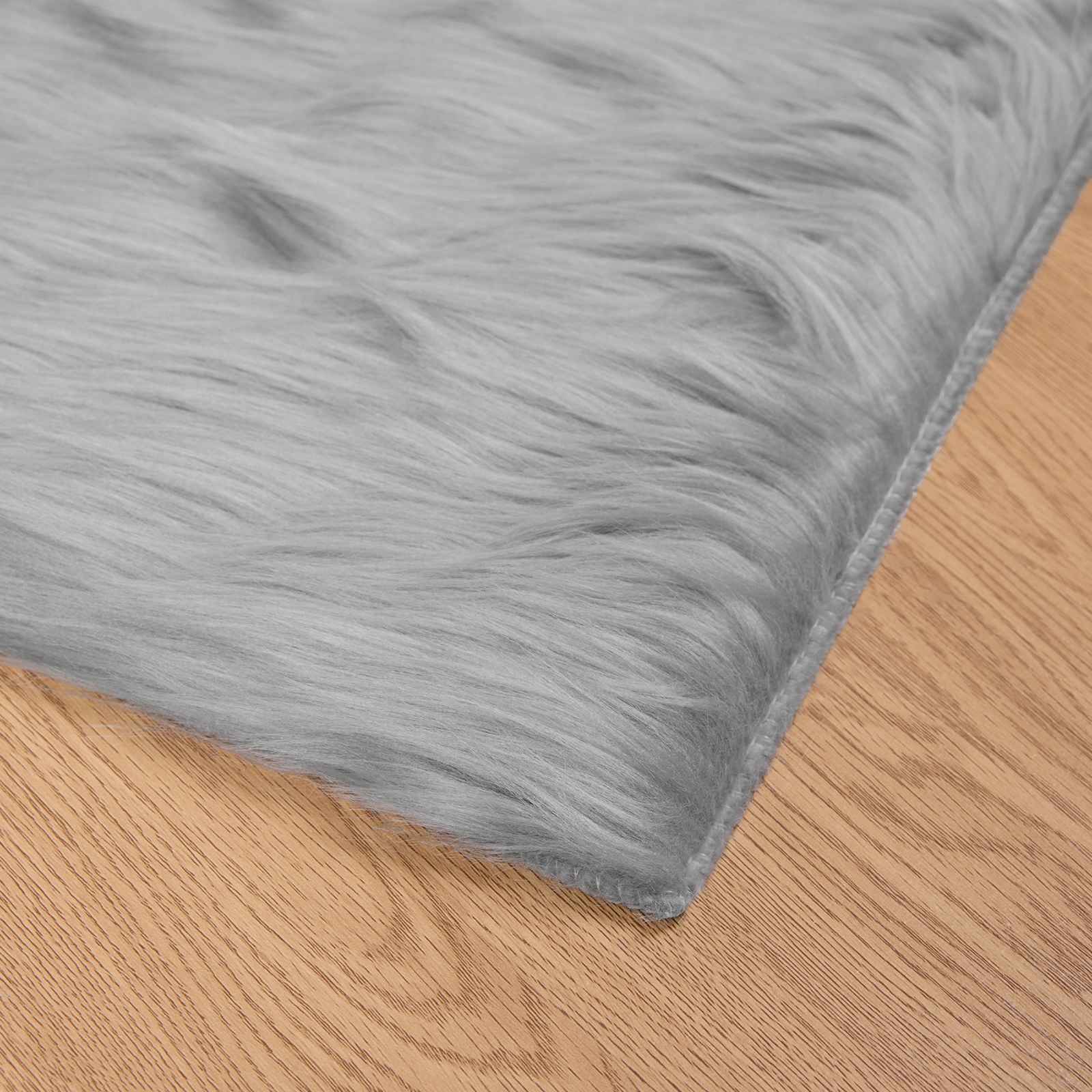 Fuskobbel lammeskindstæppe TAFALLA Grå 120 x 120 cm Polyester