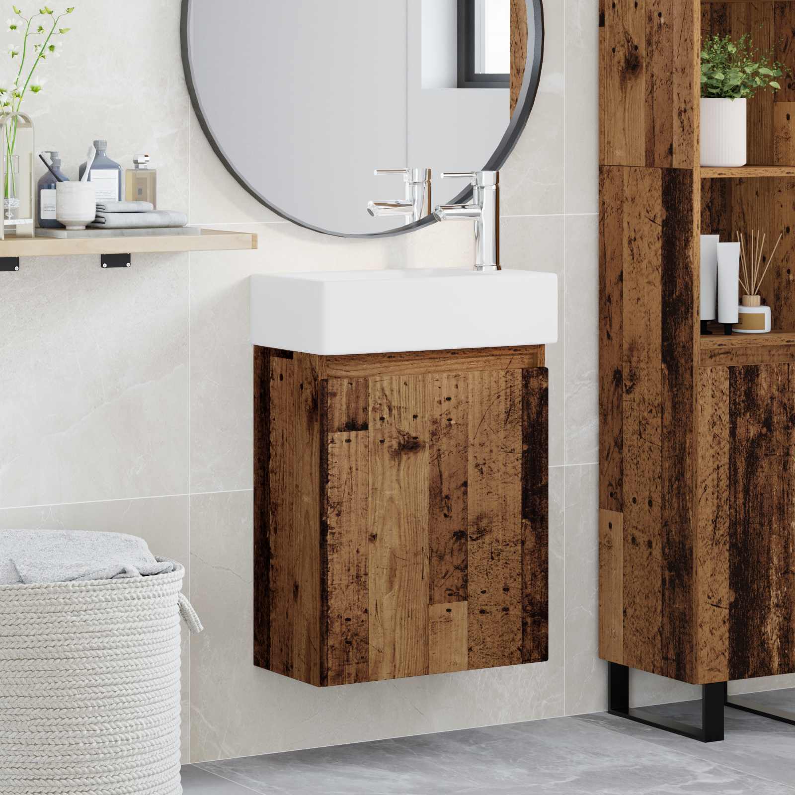 Badevrelses Vanity-enhed med Armatur Gammelt tr
